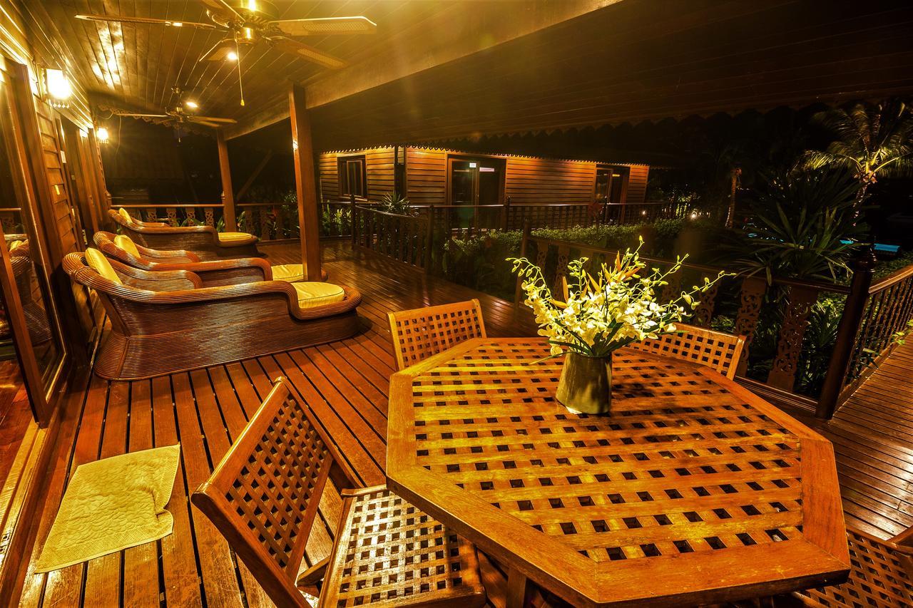 Erawan Villa Hotel Банг-Рак Экстерьер фото